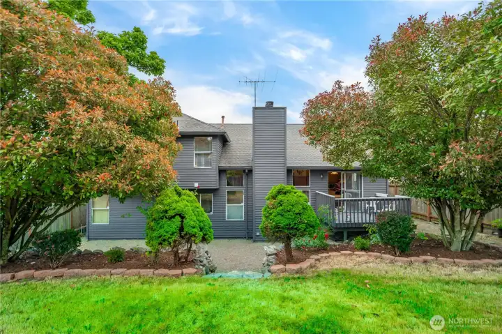 Great backyard for fun and entertaining. Great backyard for fun and entertaining.