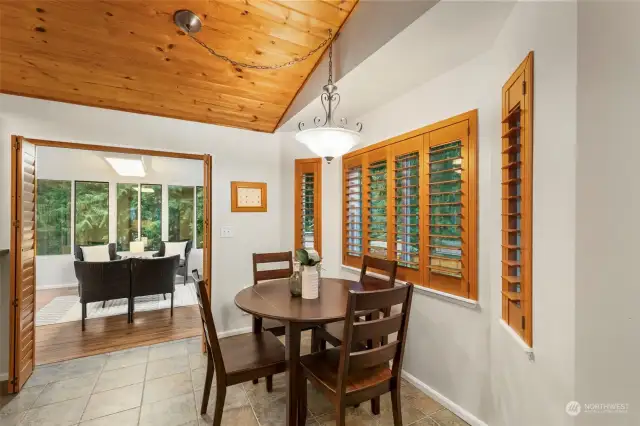 Dining Area/Sunroom