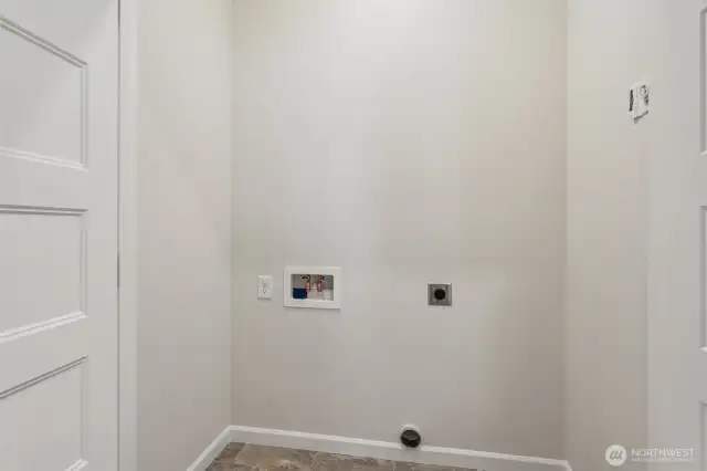 ***Floor plans may vary from actual home constructed. Features, elevation, materials, dimensions and layout are all subject to change without notice.****