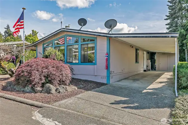 Newer exterior paint during their ownership
