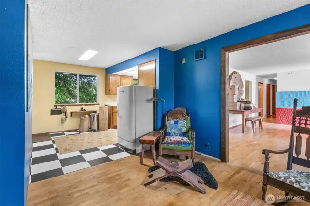 Dining nook separates Family and Living from Kitchen.