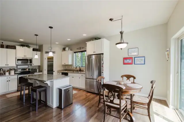 Kitchen with Eat In Area