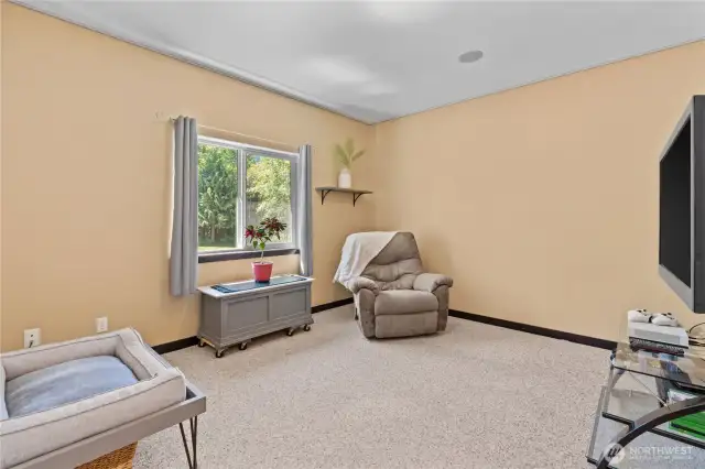 Bouns/game room