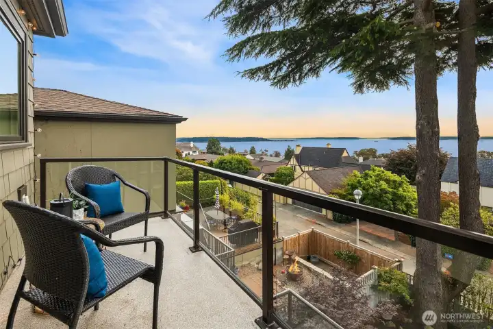 Relax as you soak in the sun sinking below the horizon from this private deck off the primary suite, or the covered deck below.  Watch the streetlamps begin to flicker to life as dusk settles in, and enjoy the wire-free vistas.