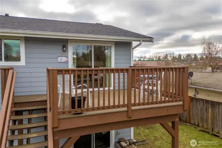 View of back deck and stairs.