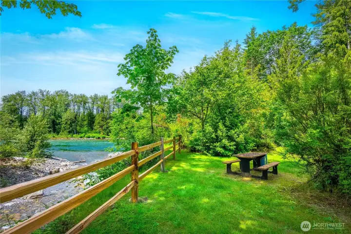 PRIVATE COMMUNITY PARK