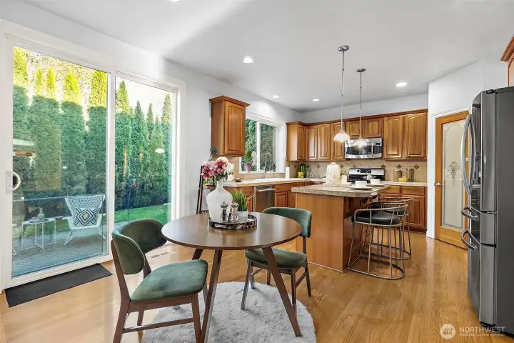 Seamless flow between kitchen and dining spaces