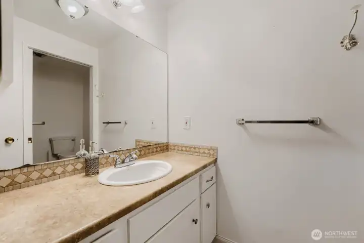 Main bathroom