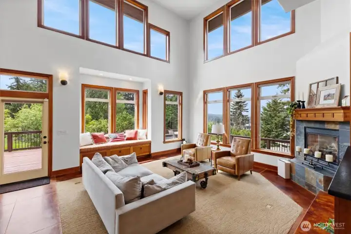 Abundant natural light