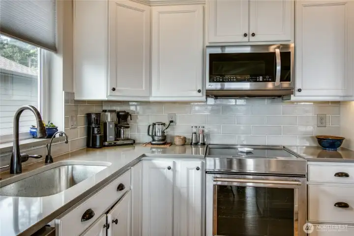 Stainless appliances
