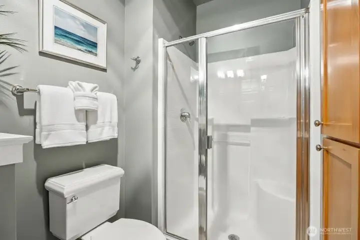 guest bathroom guest bathroom