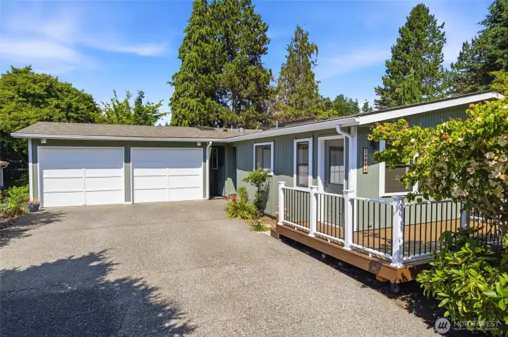 Long driveway features plenty of parking