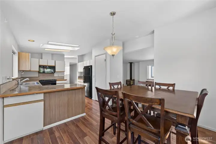 kitchen dining