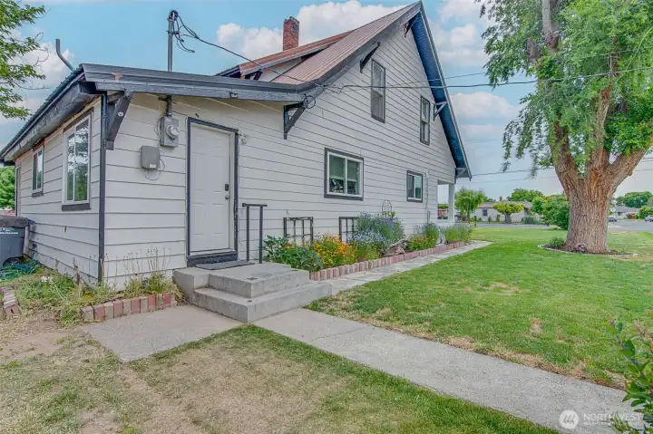 Hard to find large in city lot with RM zoning and future possibilities