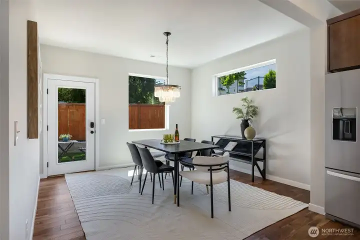 Functional floorplan for entertaining