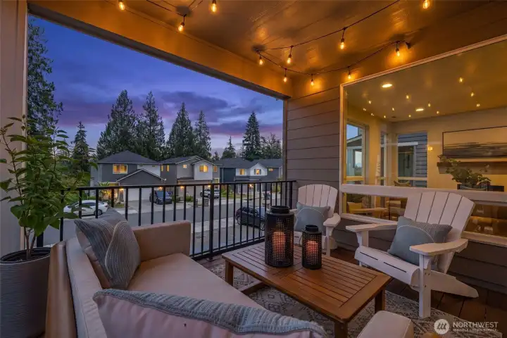 Entertaining deck off the kitchen