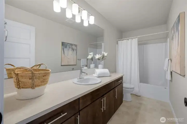 Full bath for upstairs bedrooms