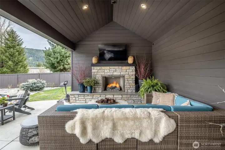 Inviting outdoor living area
