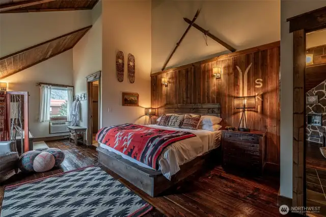 Upper ensuite #1