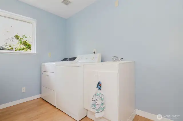 Laundry space in Studio