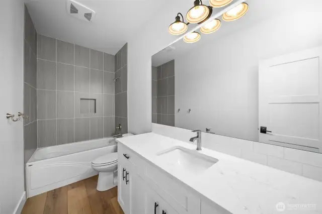 Bedroom 2 Suite