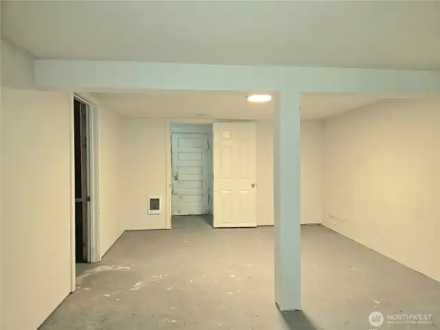 Front 1/2 of basement w/side entrance.