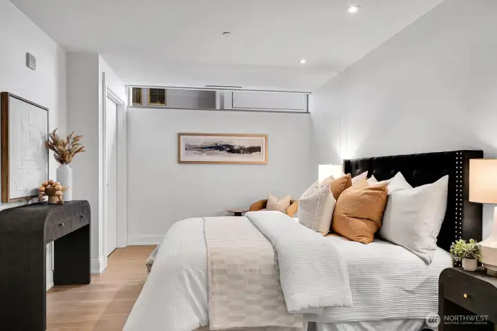 Guest bedroom in Unit 1206