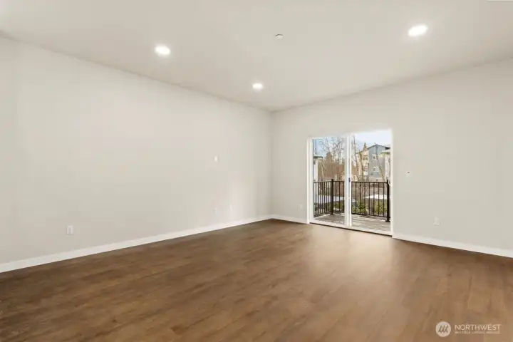 Photographs are for illustrative purposes only. Features, finishes, interior/exterior colors, landscaping and floorplan shown may vary from actual homes built.