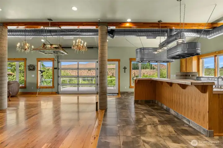 The heart of any home is said to be the kitchen, this is no exception!