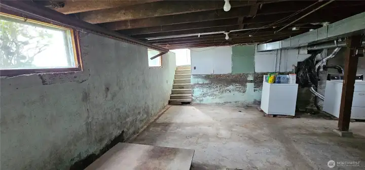 840 square feet of unfinished basement.
