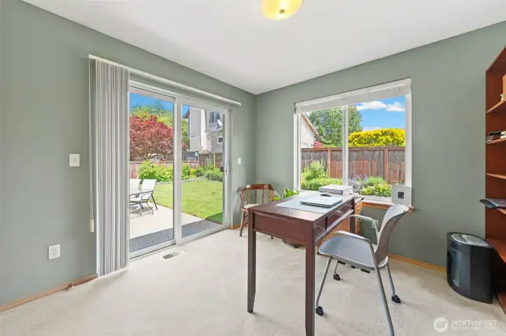 Bedroom or office with sliding doors to enjoy backyard Bedroom or office with sliding doors to enjoy backyard