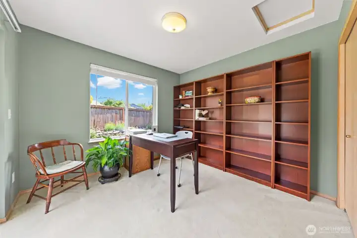 Office or Bedroom Office or Bedroom