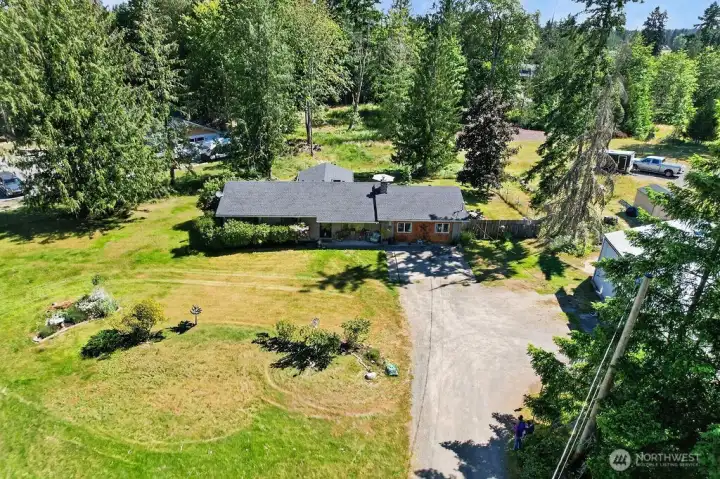 Welcome to 2573 Deer Park Road Port Angeles, WA!
