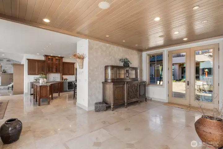 15283 Gibralter Rd