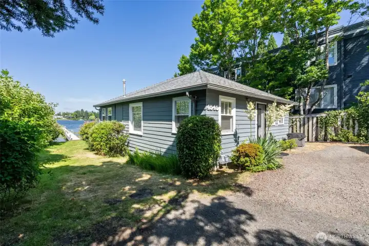 Charming 1940's Craftsman-style bungalow with detached garage Charming 1940's Craftsman-style bungalow with detached garage