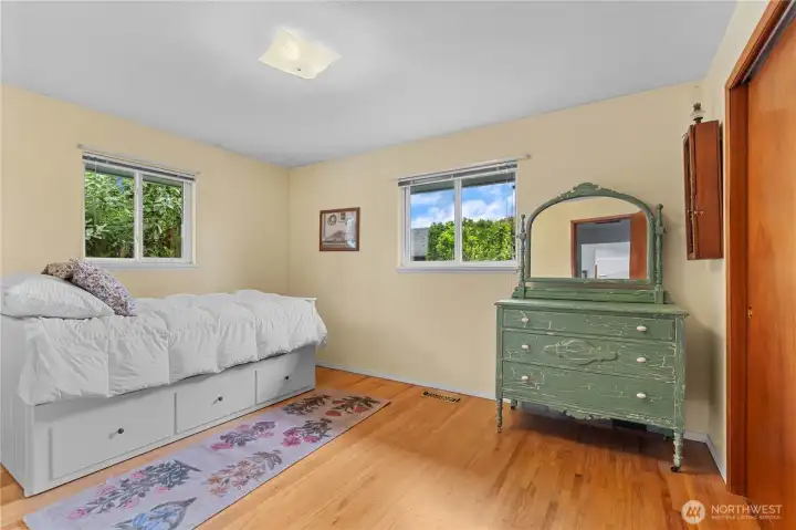 2nd Bedroom