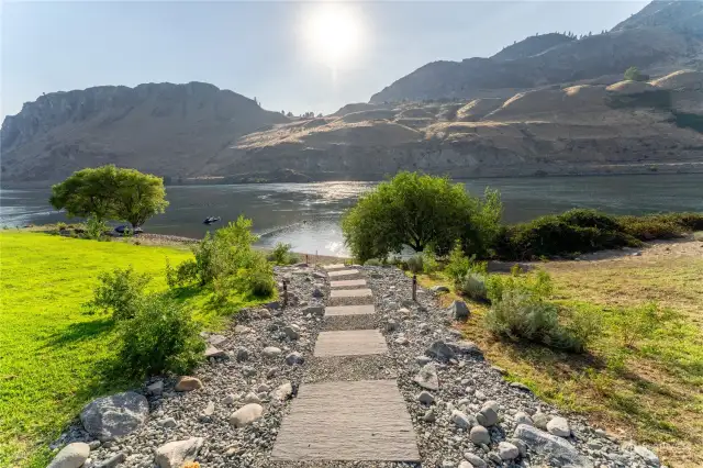 View of pathway to waterfront along the Columbia River.