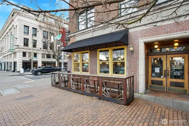 Lots of Dining options