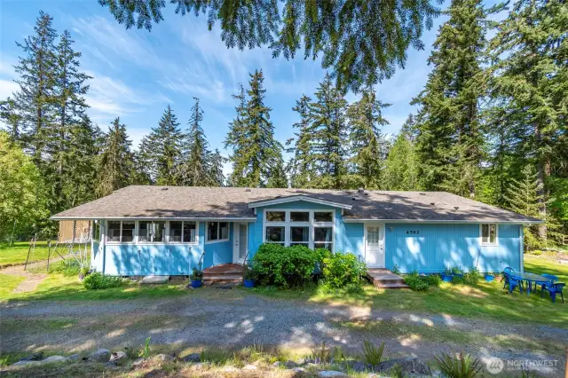 Welcome to 4592 Evenstar Lane, Freeland!