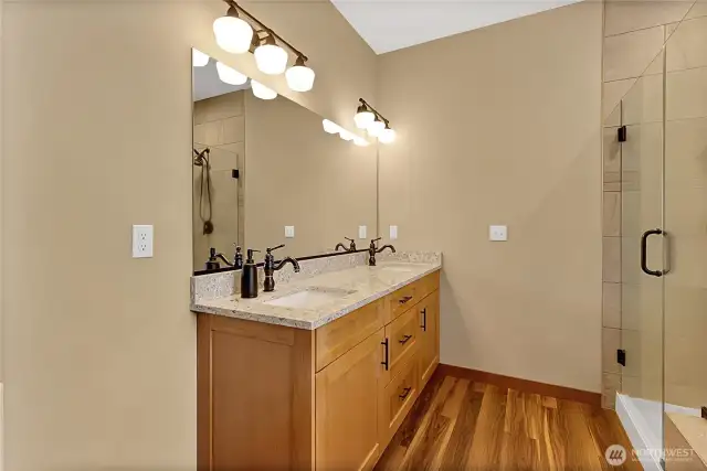 closer look at the double sink.