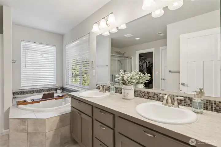 Large soaking tub