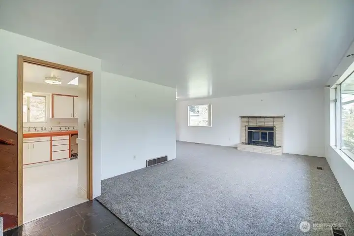 LIVING ROOM WITH KITCHEN ACCESS