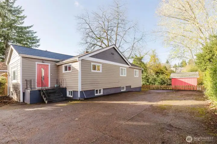 Plenty of driveway parking for all of your guests.