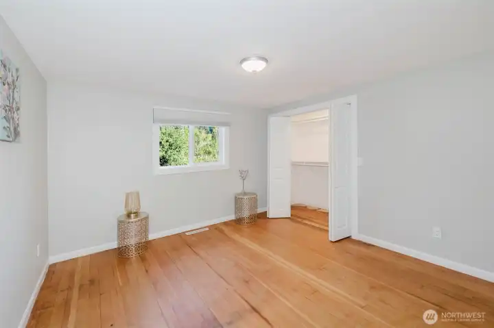 Hardwood floors in quality condition