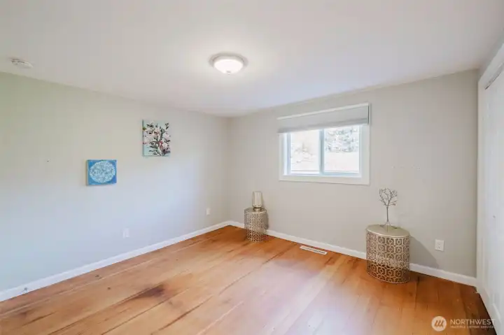 Large primary bedroom