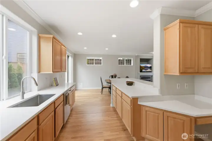 Quartz Countertops w/ tons of space to work