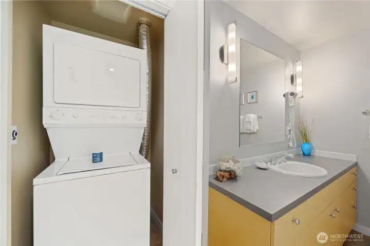 Guest bathroom with stackable washer/dryer