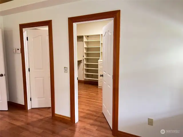 2 doors to spacious walk in closet