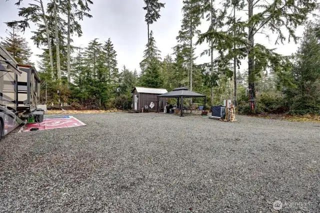 Shed and Bathroom, Gazebo and Washer/Dryer