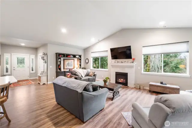 Vaulted ceilings, lots of windows and recessed lighting make for a light & bright space.